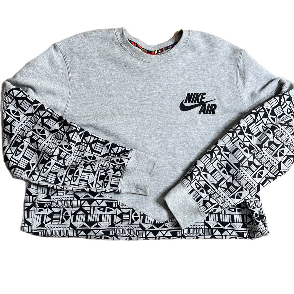 Nike BB Pivot Crew Neck Print Sweatshirt